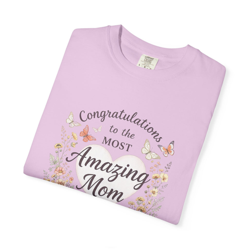 Amazing Mom Mother's Day Shirt, Floral Butterfly Mom Tee, Gift for Mom, Happy Mother's Day T-Shirt, Cute Mama Graphic Tee, Mom Gift Idea