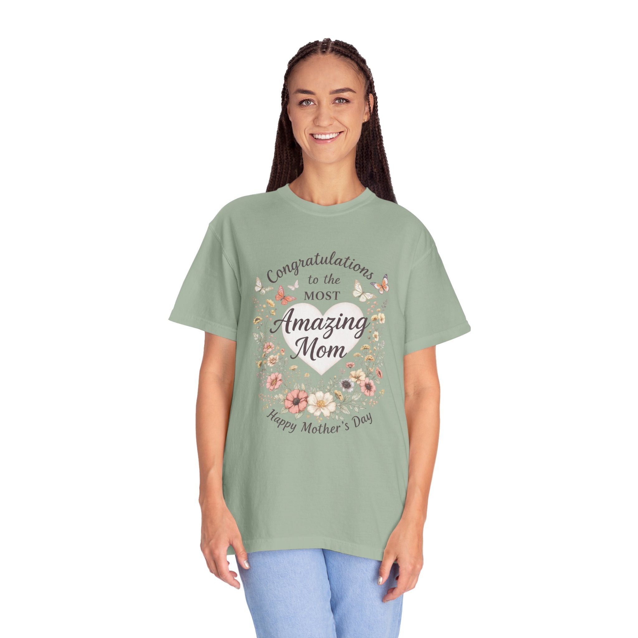 Amazing Mom Mother's Day Shirt, Floral Butterfly Mom Tee, Gift for Mom, Happy Mother's Day T-Shirt, Cute Mama Graphic Tee, Mom Gift Idea