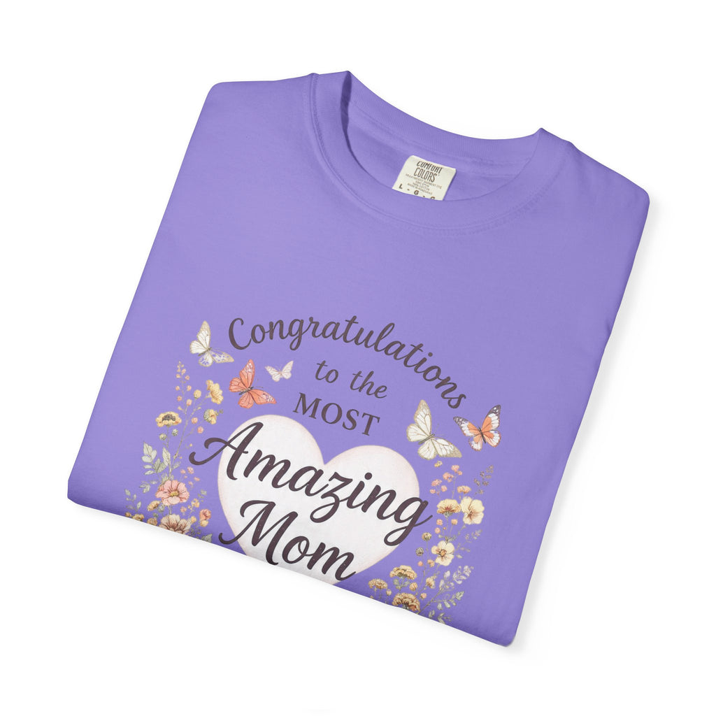 Amazing Mom Mother's Day Shirt, Floral Butterfly Mom Tee, Gift for Mom, Happy Mother's Day T-Shirt, Cute Mama Graphic Tee, Mom Gift Idea