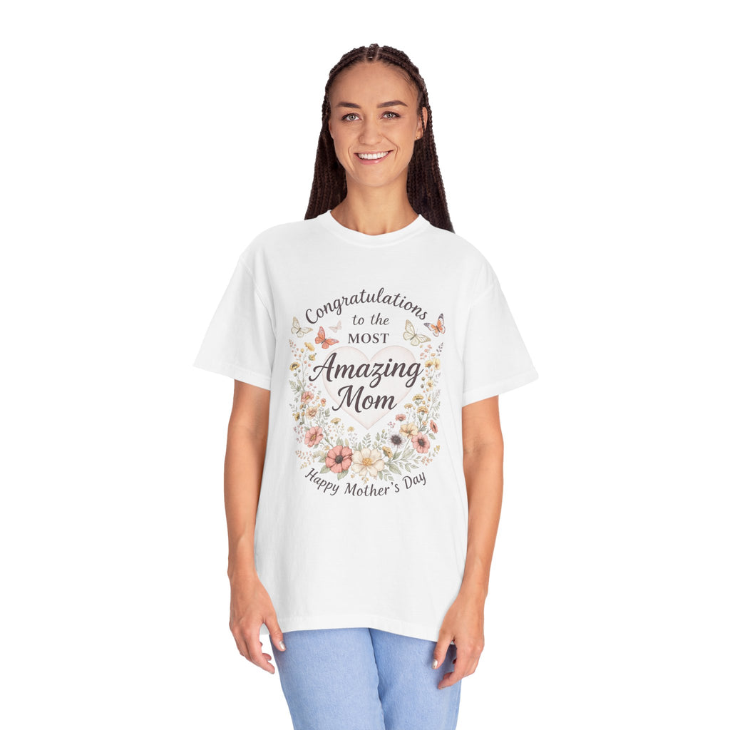 Amazing Mom Mother's Day Shirt, Floral Butterfly Mom Tee, Gift for Mom, Happy Mother's Day T-Shirt, Cute Mama Graphic Tee, Mom Gift Idea