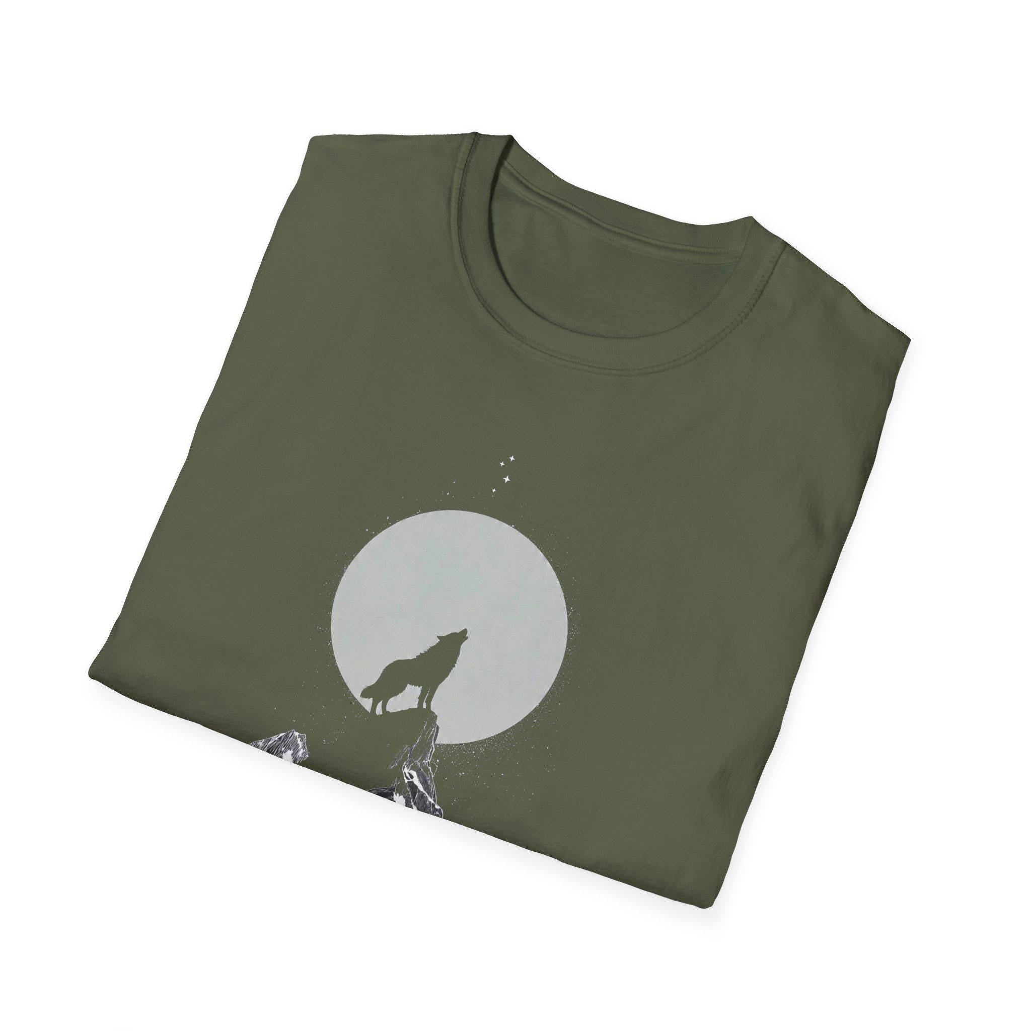 Howling Wolf Moon T-Shirt, Stay Wild Stay Free Shirt, Aesthetic Nature Tee, Wilderness Graphic Tee, Gift for Outdoor Lovers